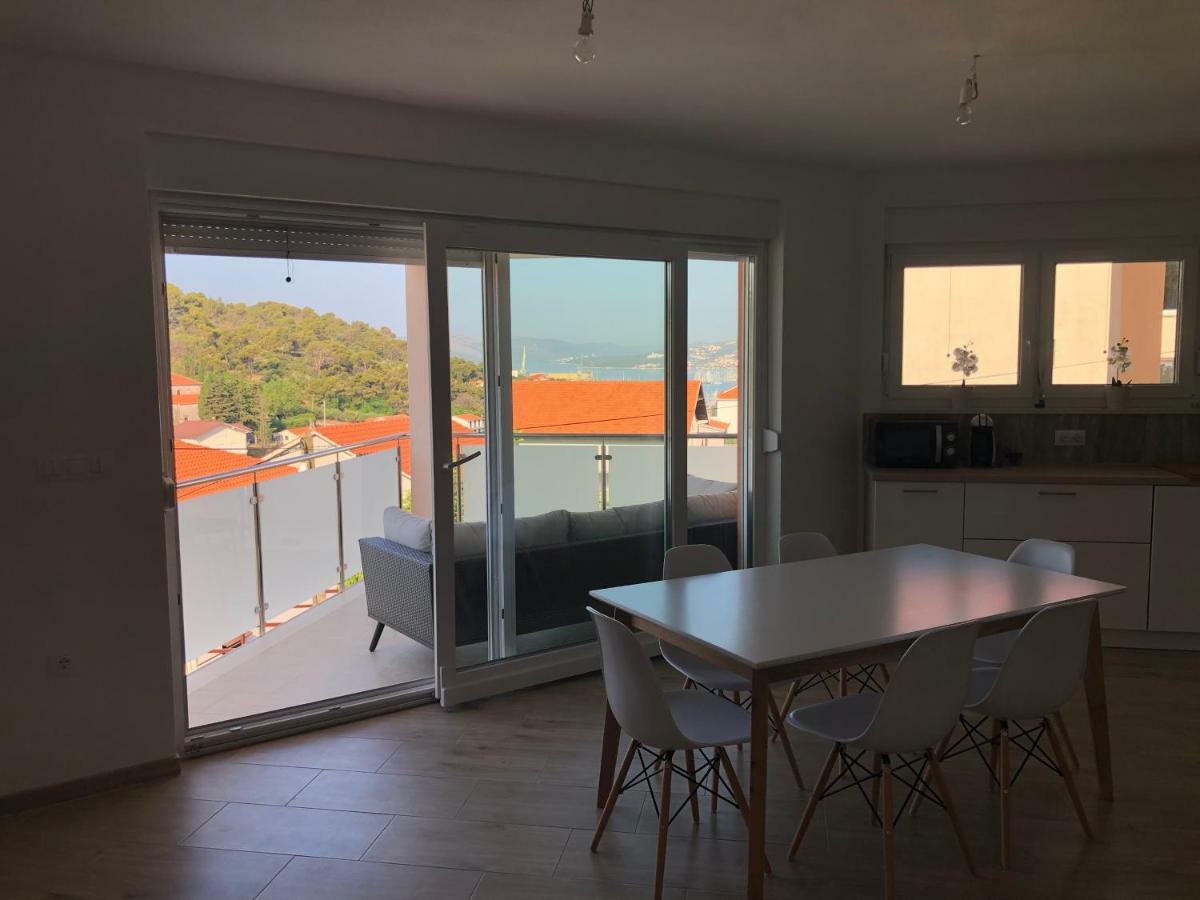 Valjan Apartmani Trogir Bagian luar foto