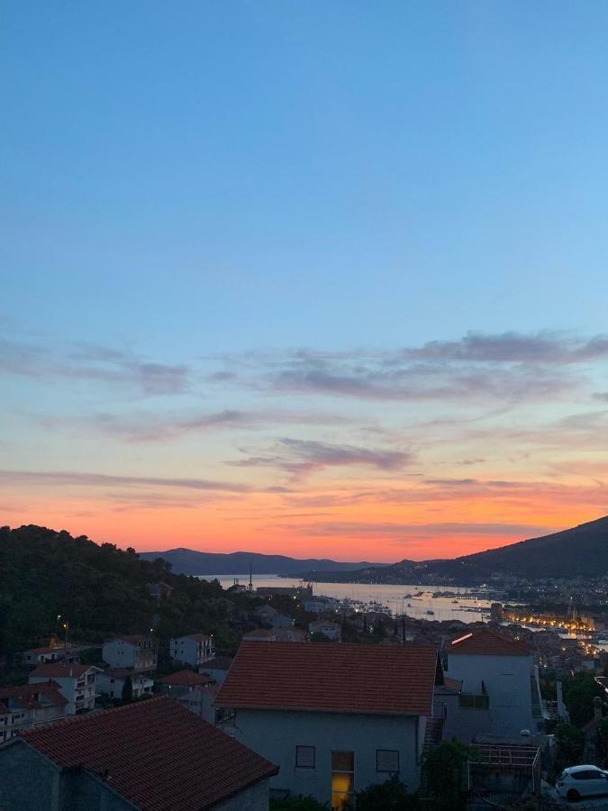 Valjan Apartmani Trogir Bagian luar foto