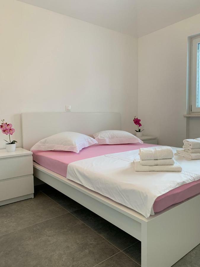 Valjan Apartmani Trogir Bagian luar foto